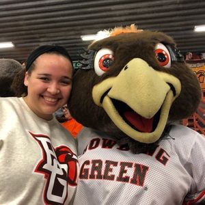 Meet your Posher, Mia